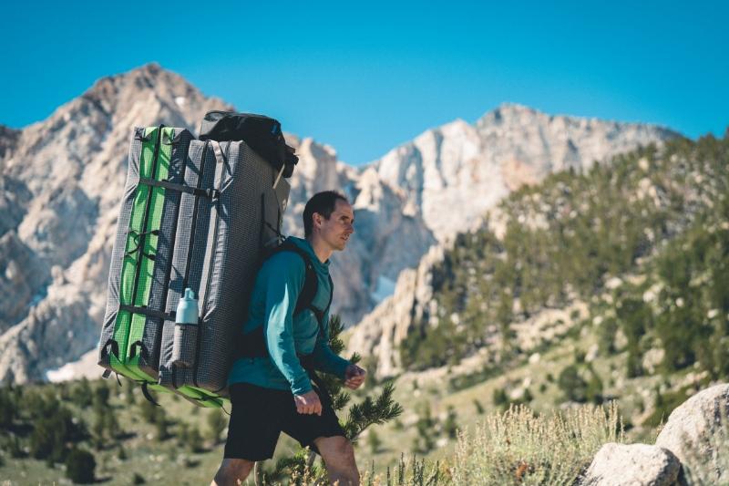 Crash pad with water bottle holder