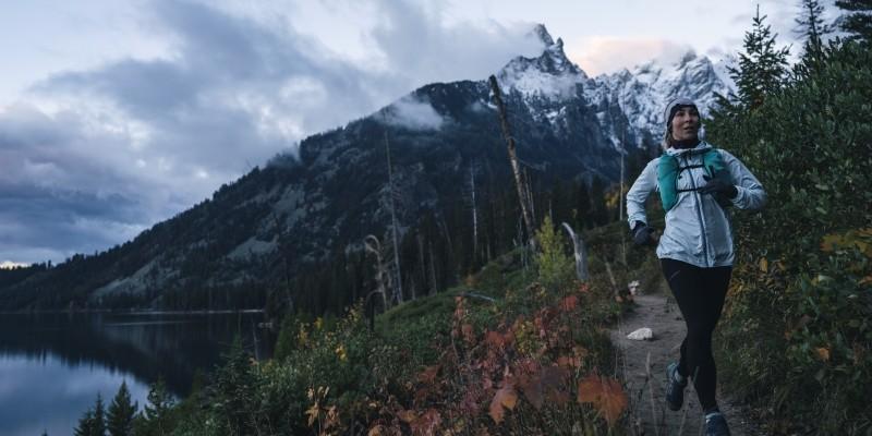 Winter trail running gear outfit suitable for cold weather